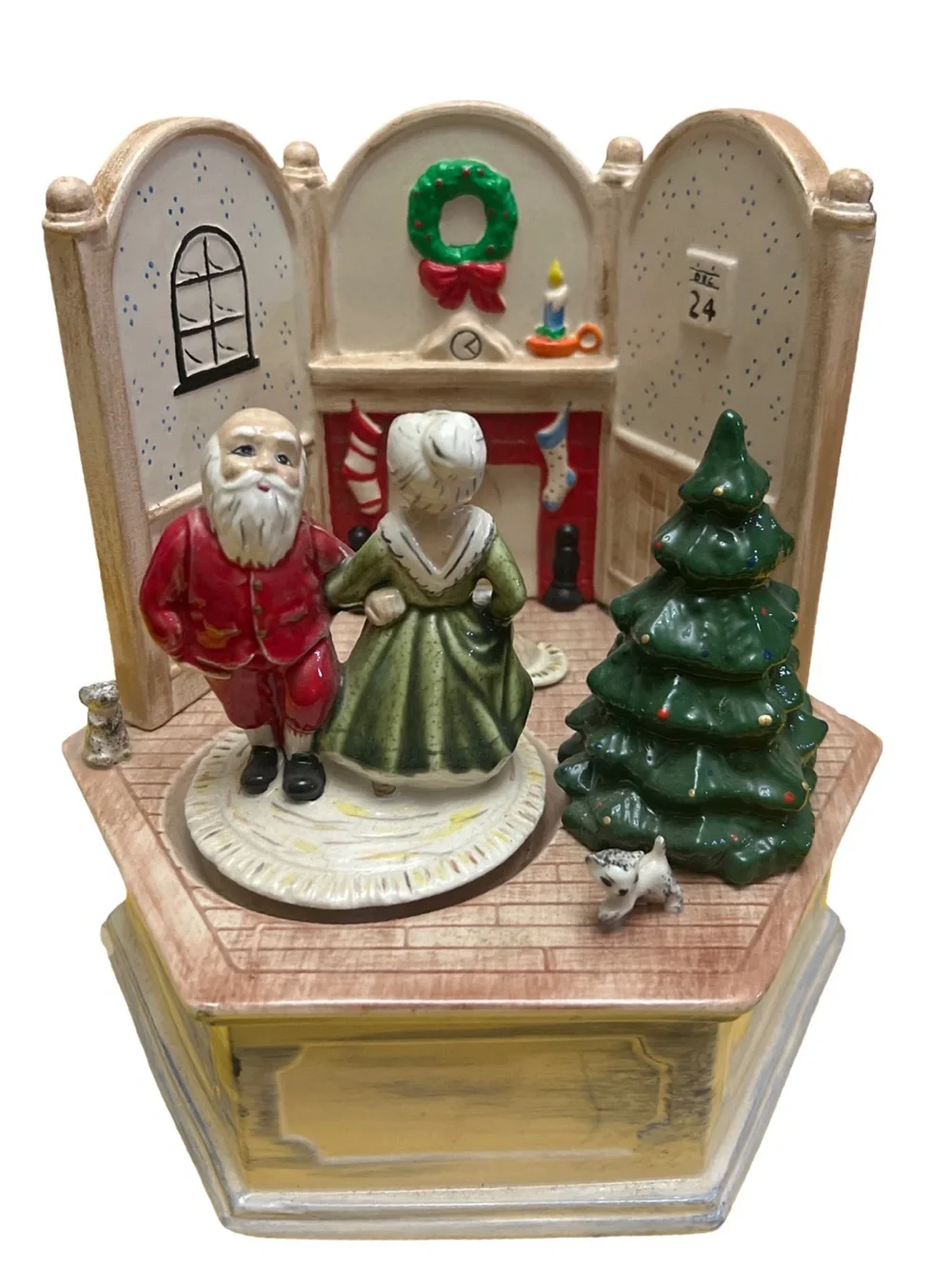 Kitschy Christmas Ceramic Music Box Santa Mrs Claus Tree Cats Dog Fireplace